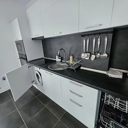 Rose Garden Deluxe Черноморец